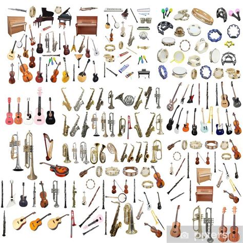 Collection de pendentifs en forme d'instruments de musique