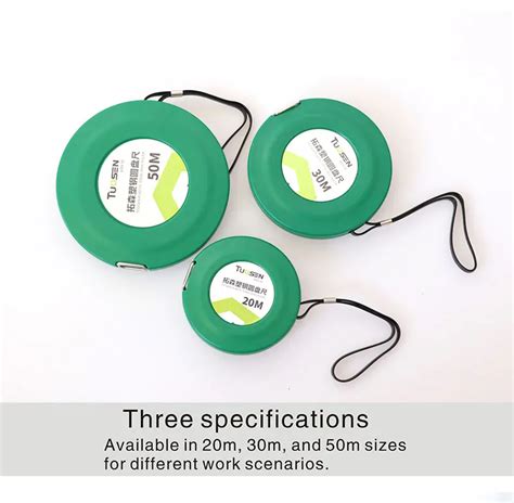 Schéma d'utilisation d'un mètre ruban rétractable pour mesurer un poignet